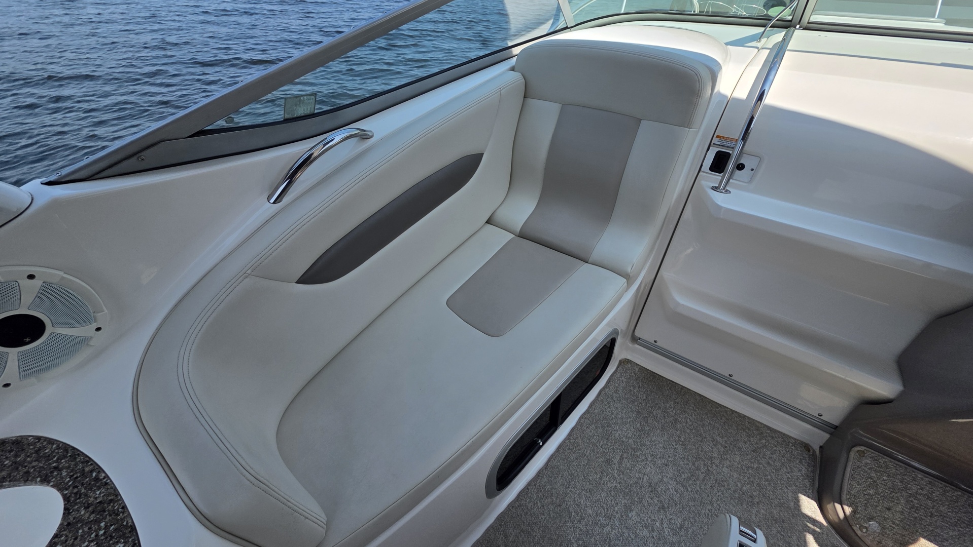 2011 Chaparral 270 Signature