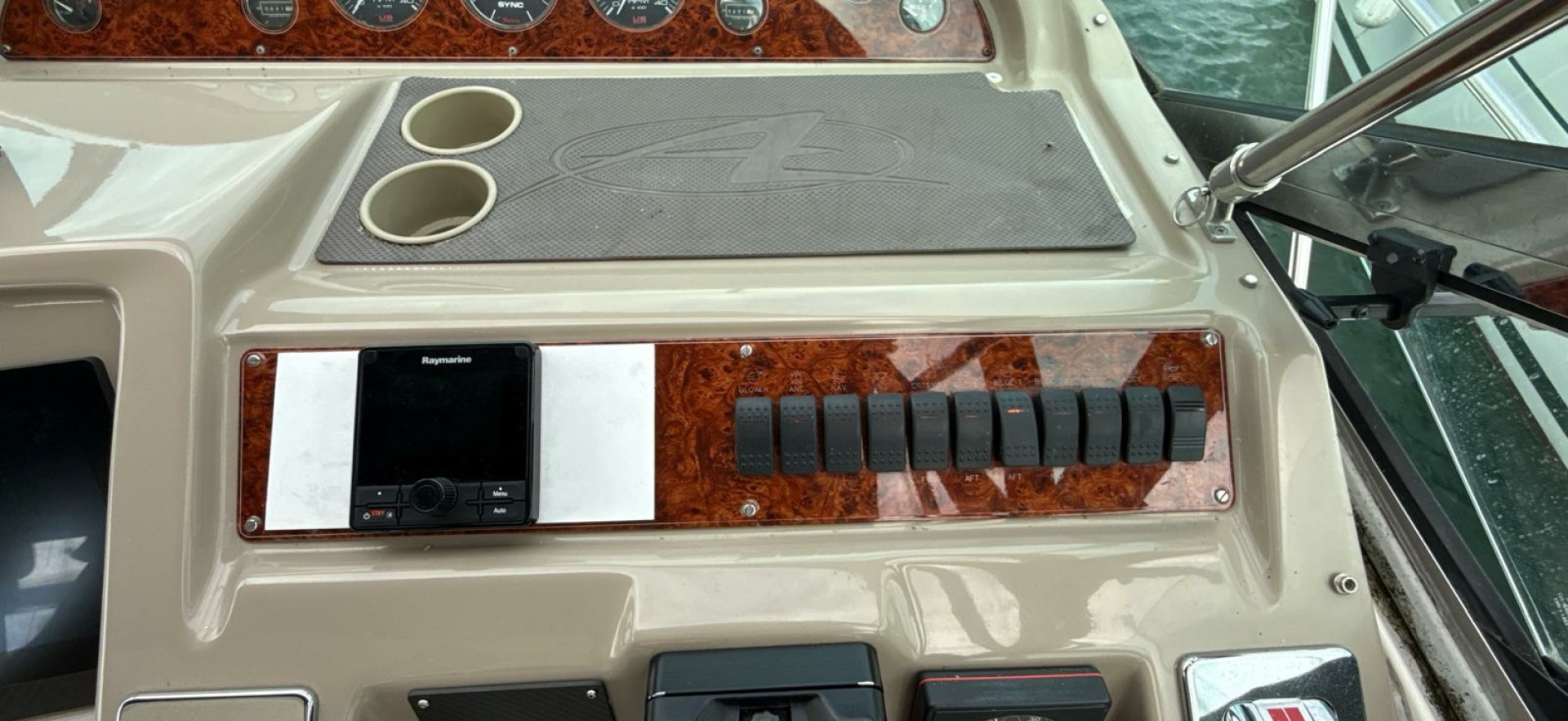 40ft Bayliner Yacht For Sale