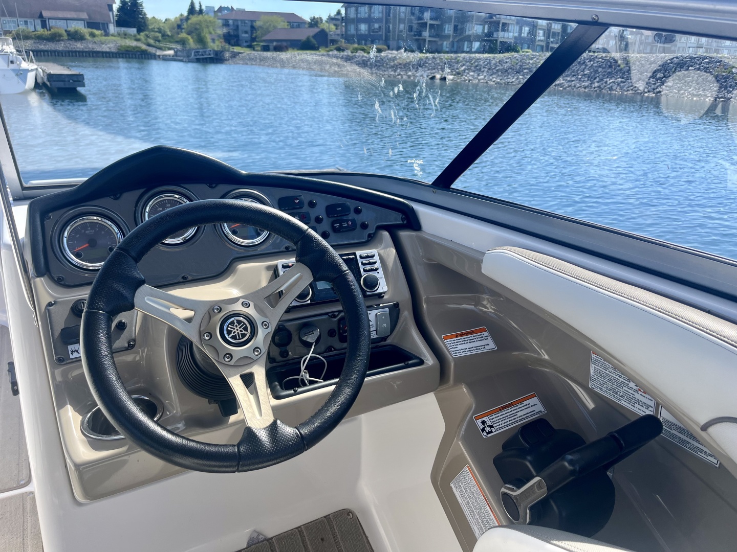 24ft Yamaha Boats Yacht For Sale