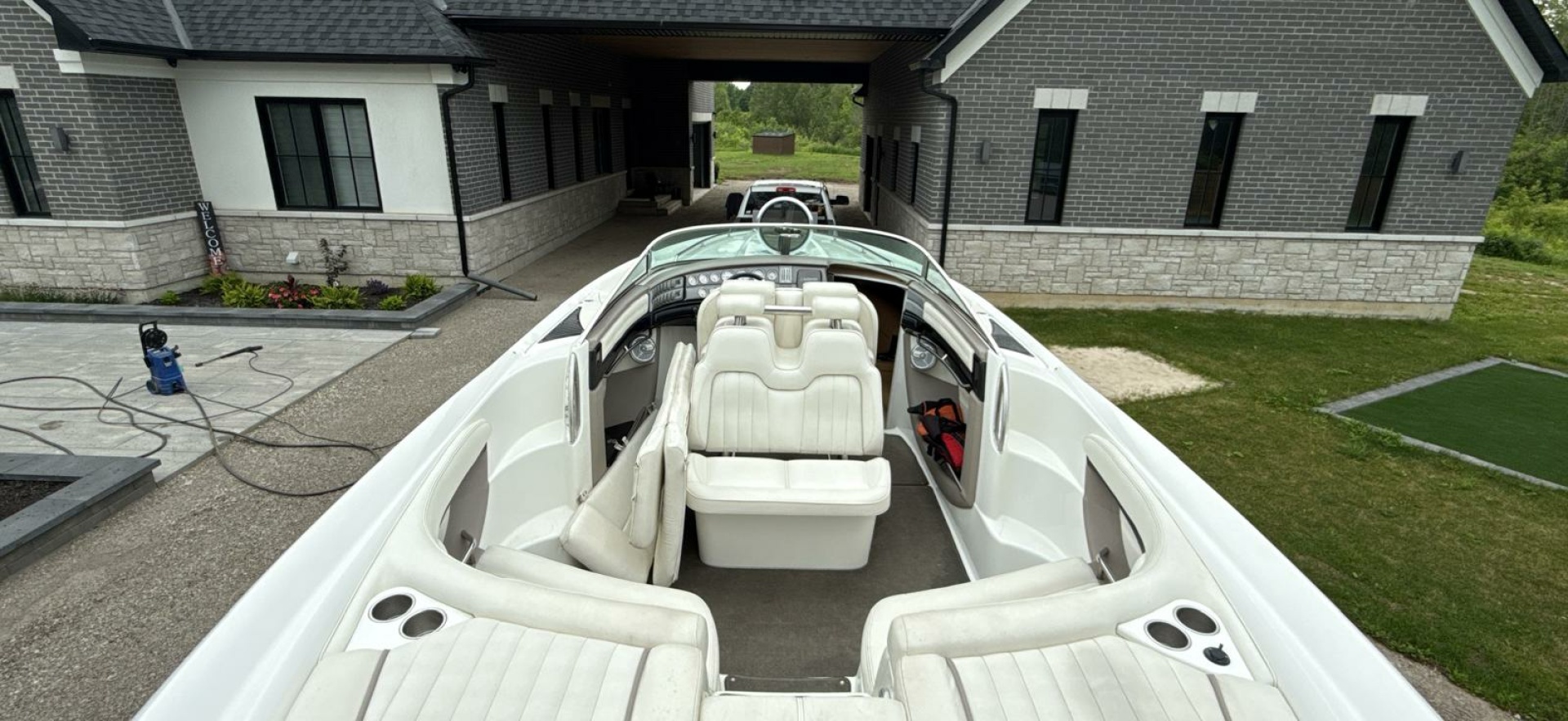 2005 Cobalt 343 34
