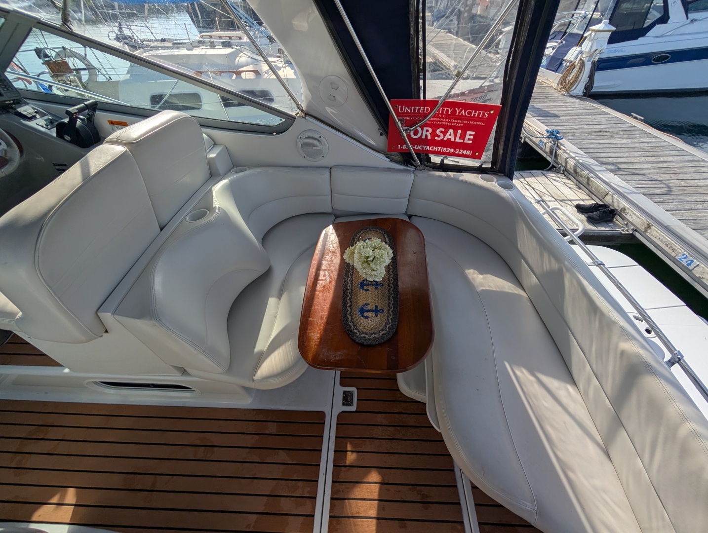 2000 Four Winns 298 Vista 29