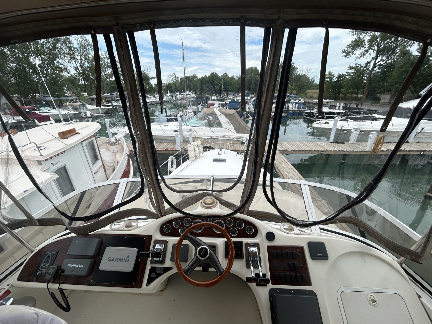 40ft Sea Ray Yacht For Sale