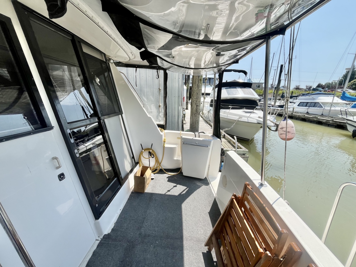 1996 Bayliner 3988 39