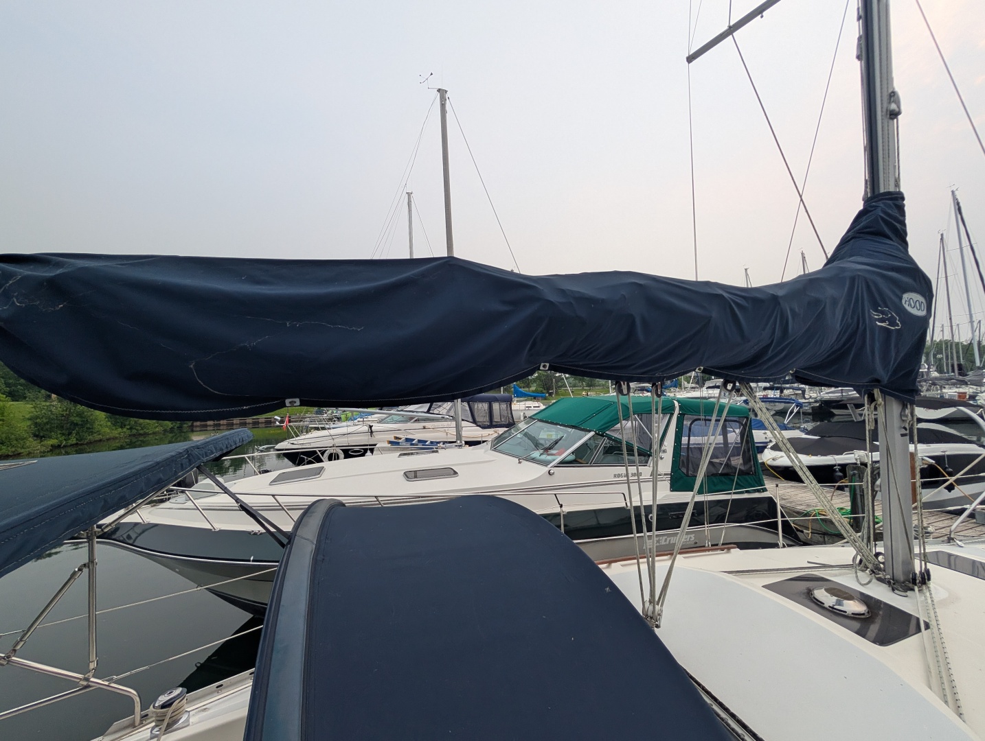 1990 Hunter 28