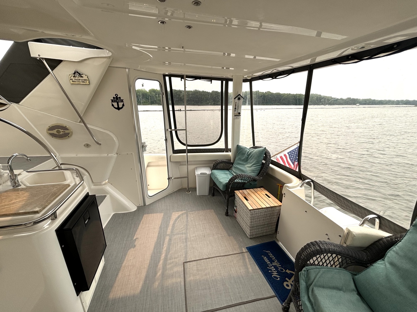 2000 Silverton 422 Motor Yacht