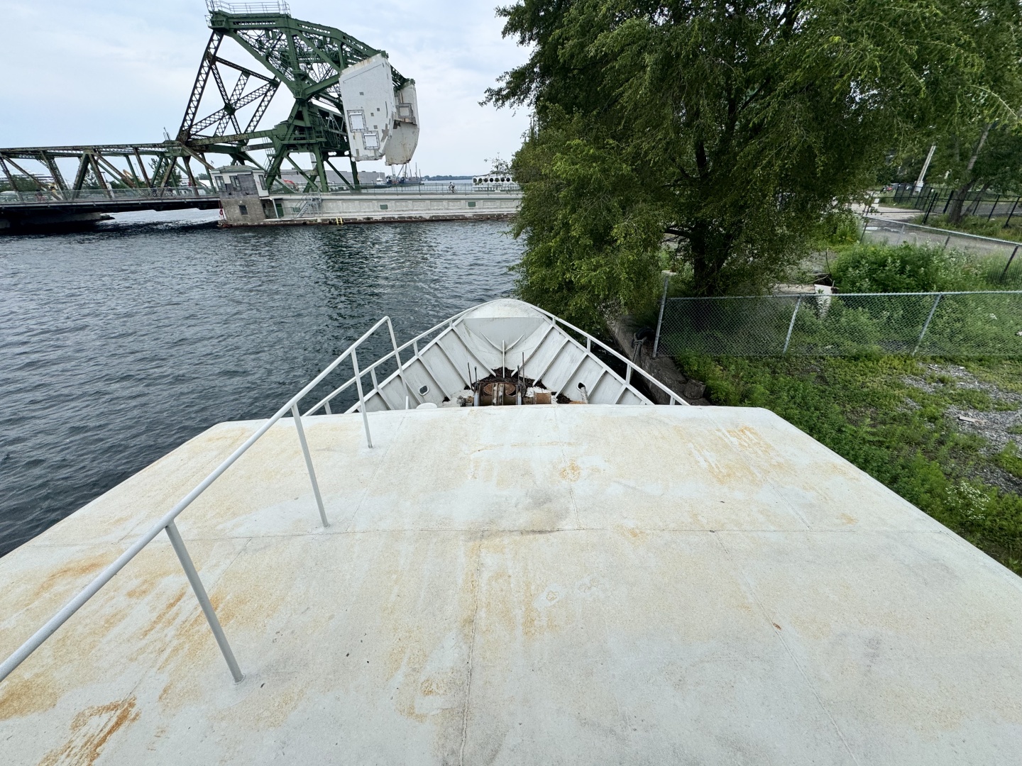 84ft Custom Yacht For Sale