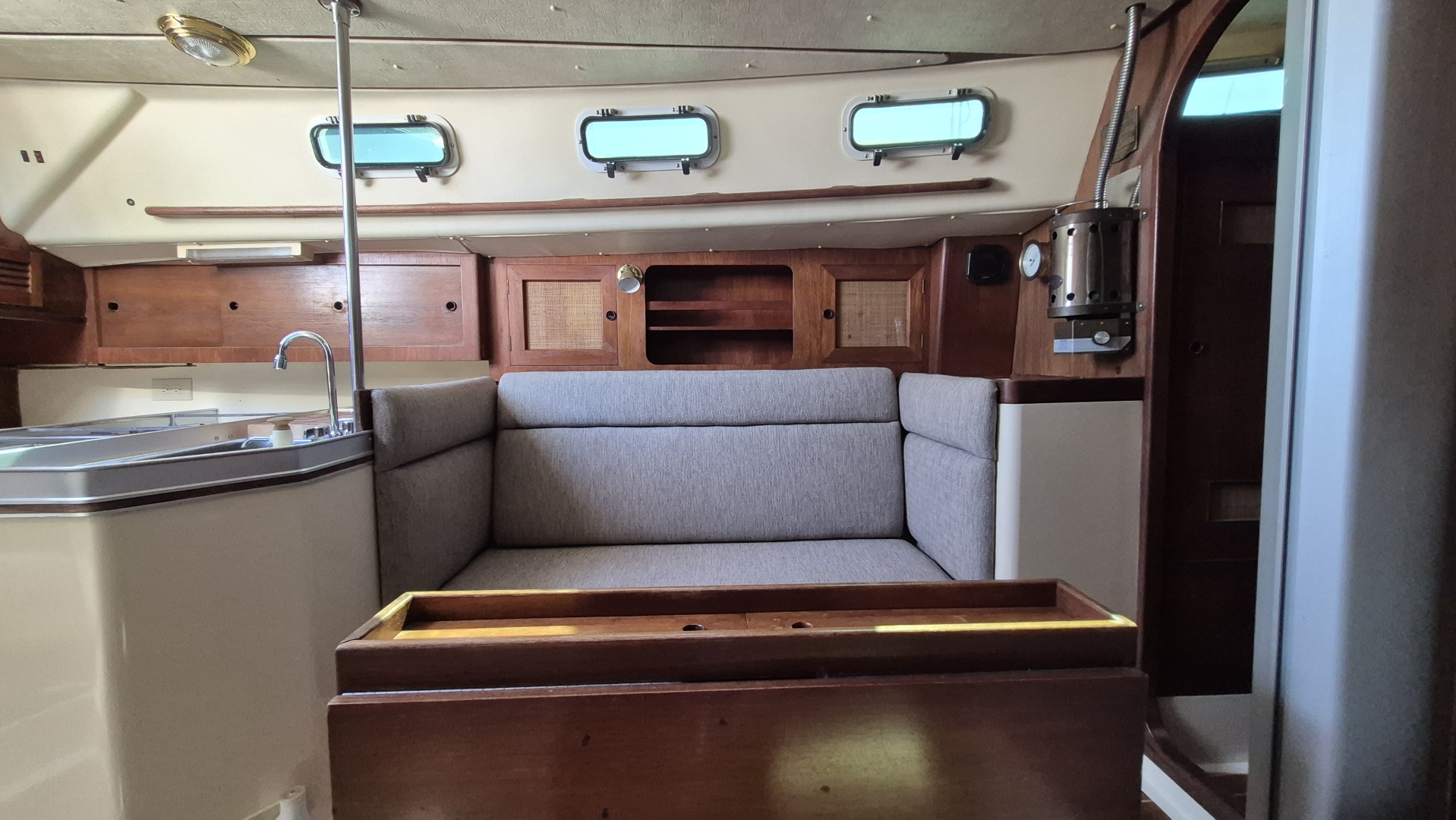 1981 Canadian Sailcraft  CS 36