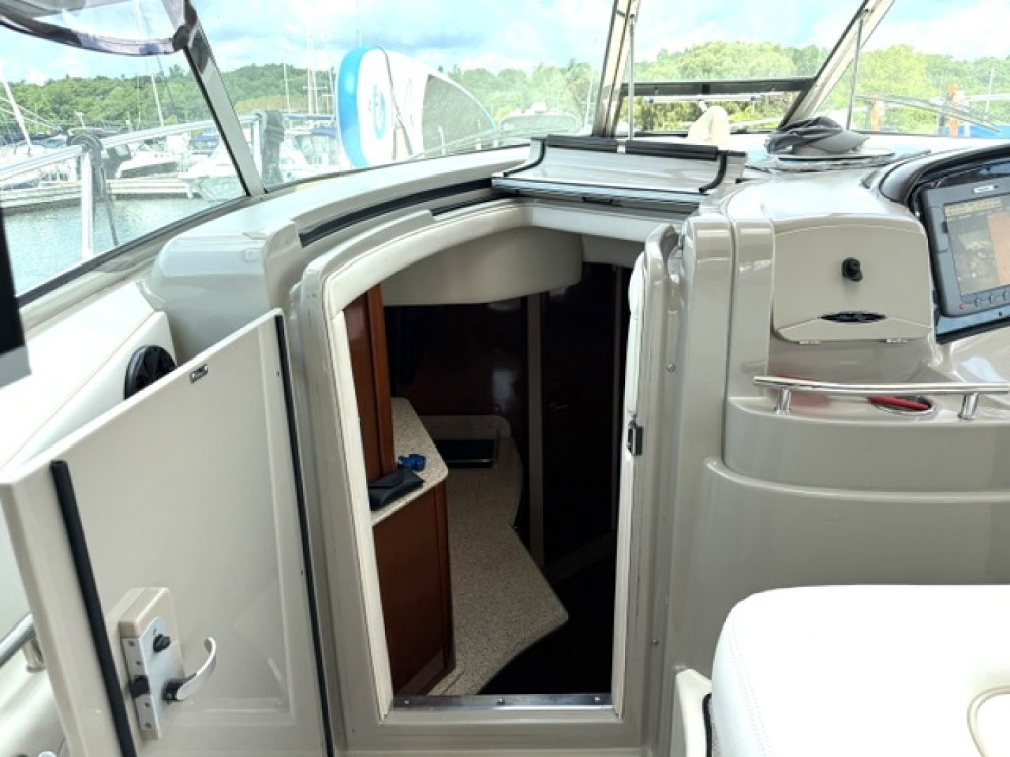 38ft Sea Ray Yacht For Sale