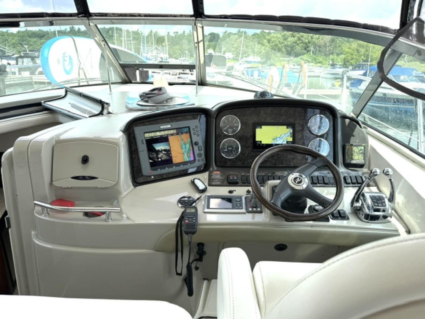 38ft Sea Ray Yacht For Sale