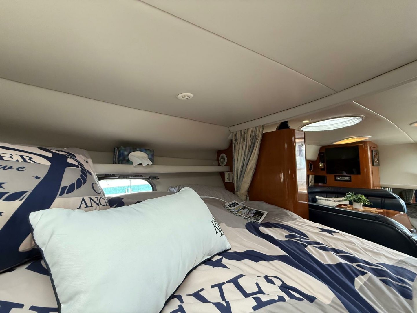 2001 Four Winns  328 Vista