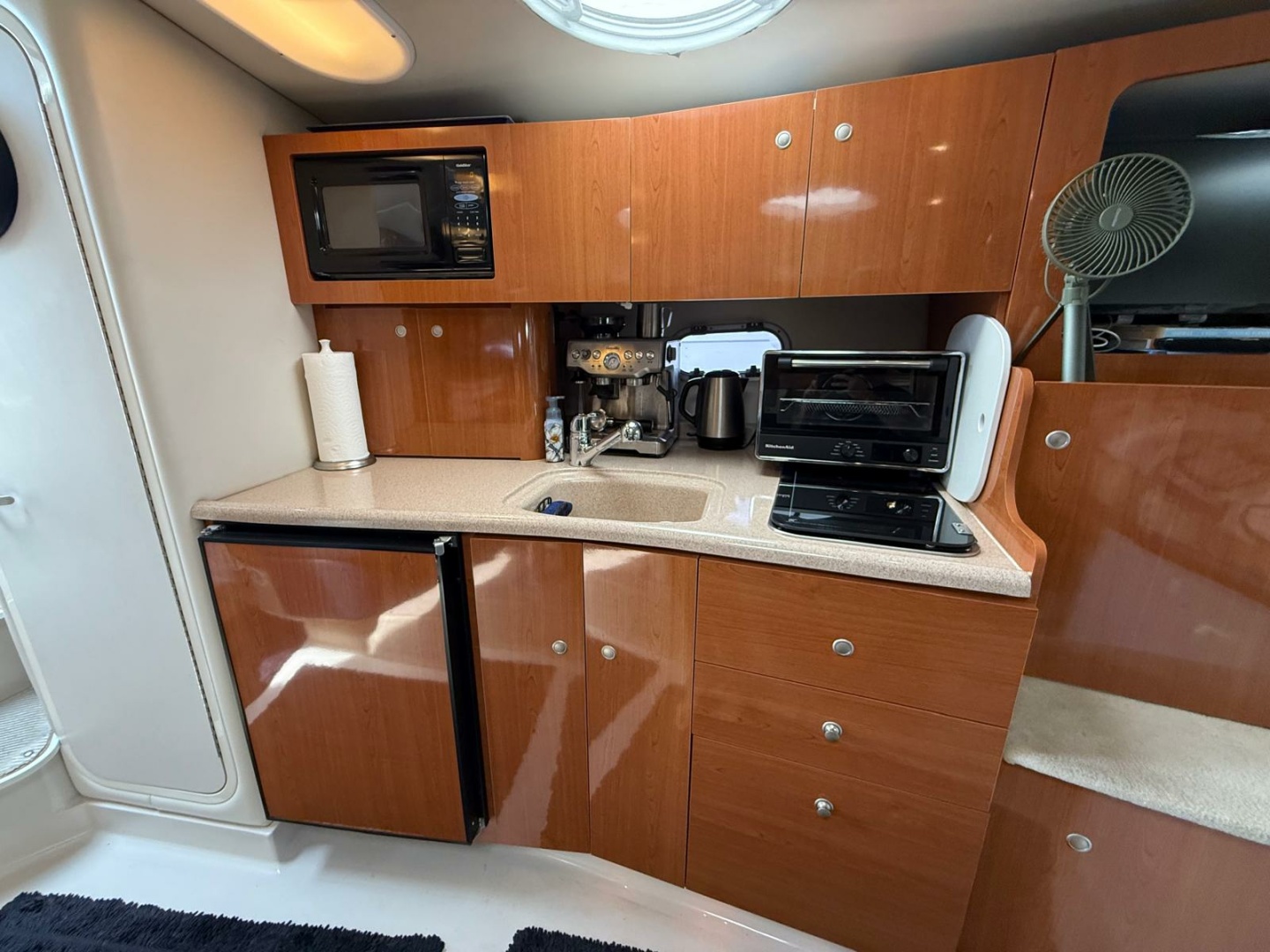 2001 Four Winns  328 Vista