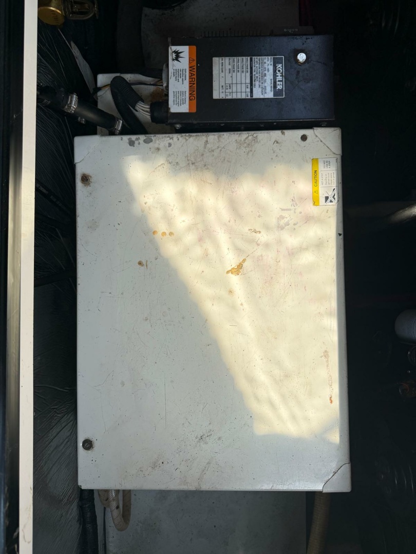 2001 Four Winns  328 Vista