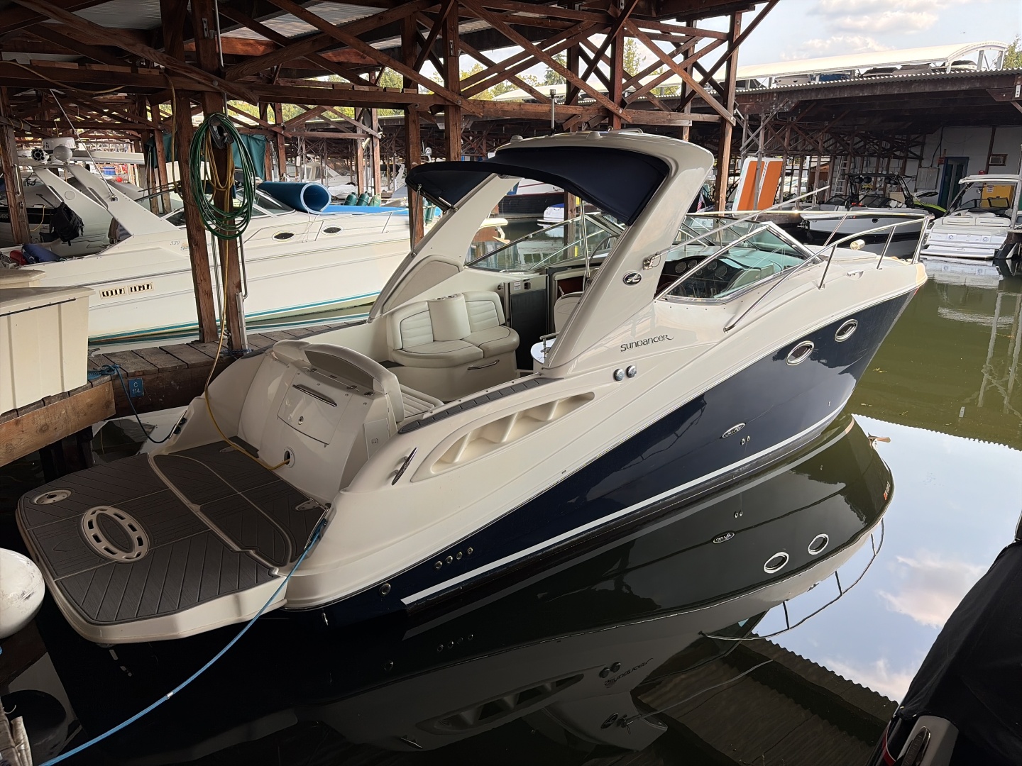 2007 Sea Ray 290 Sundancer — photograph 2