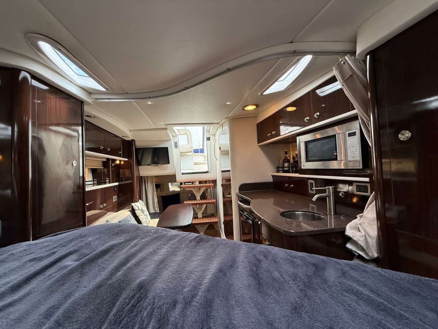 33ft Sea Ray Yacht For Sale