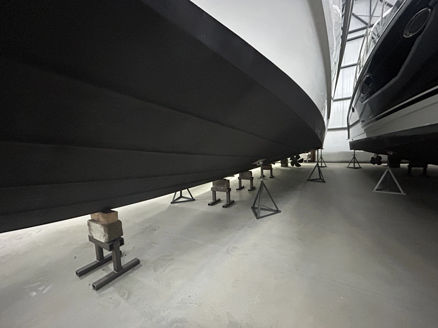 Galeon 560 Sky Yacht For Sale