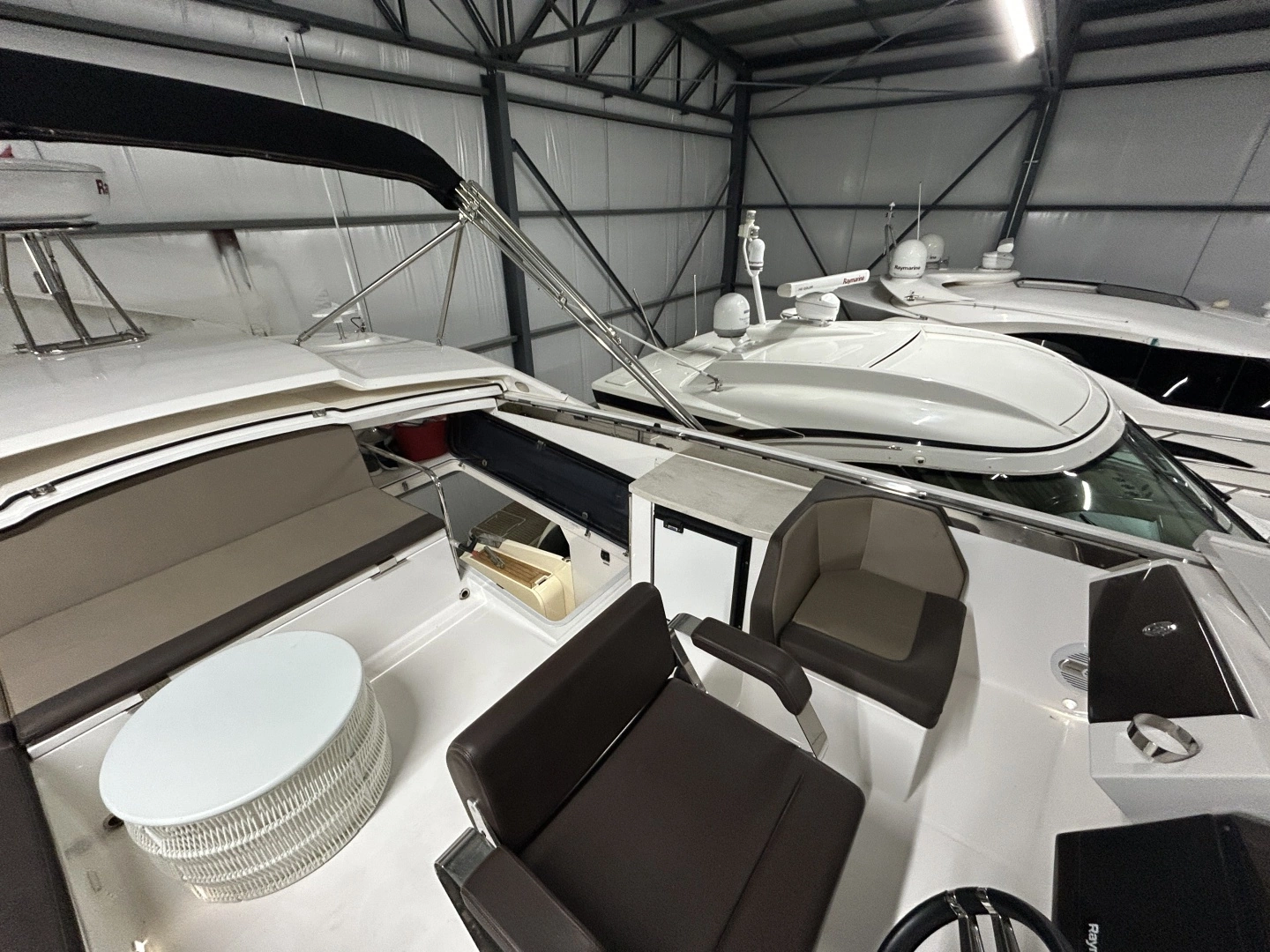 Galeon 560 Sky Yacht For Sale