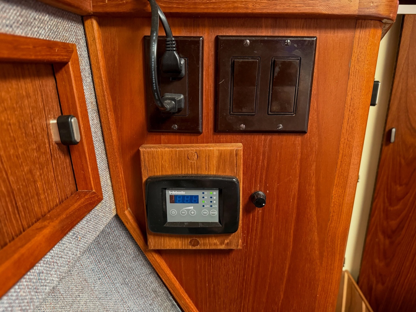 1989 Tiara Yachts 3600 Convertible