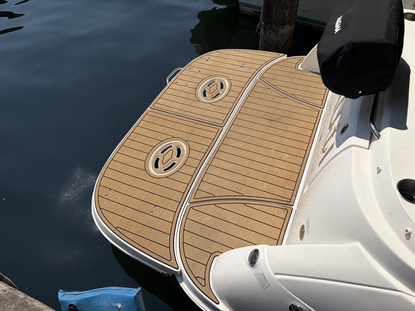 2012 Bayliner 315 SB — photograph 3
