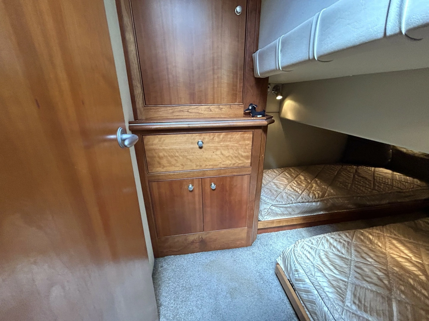 Cruisers Yachts 455  Express Motoryacht Yacht For Sale