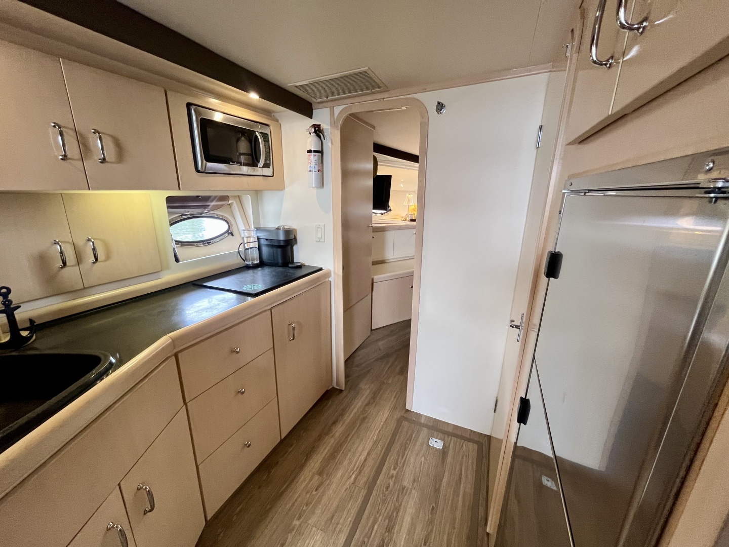 1999 Carver 350 Mariner 35