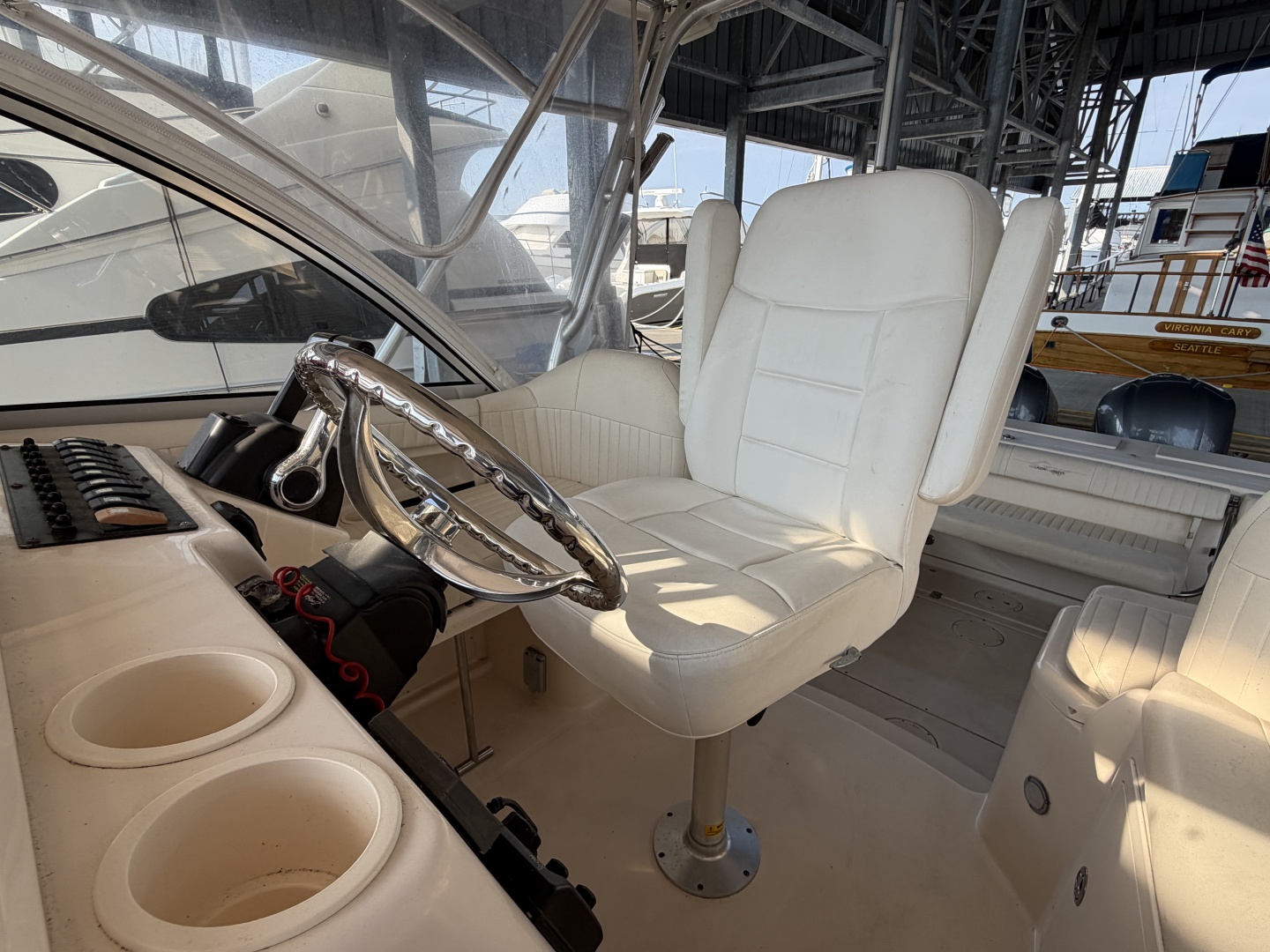 2007 Grady-White Express 305