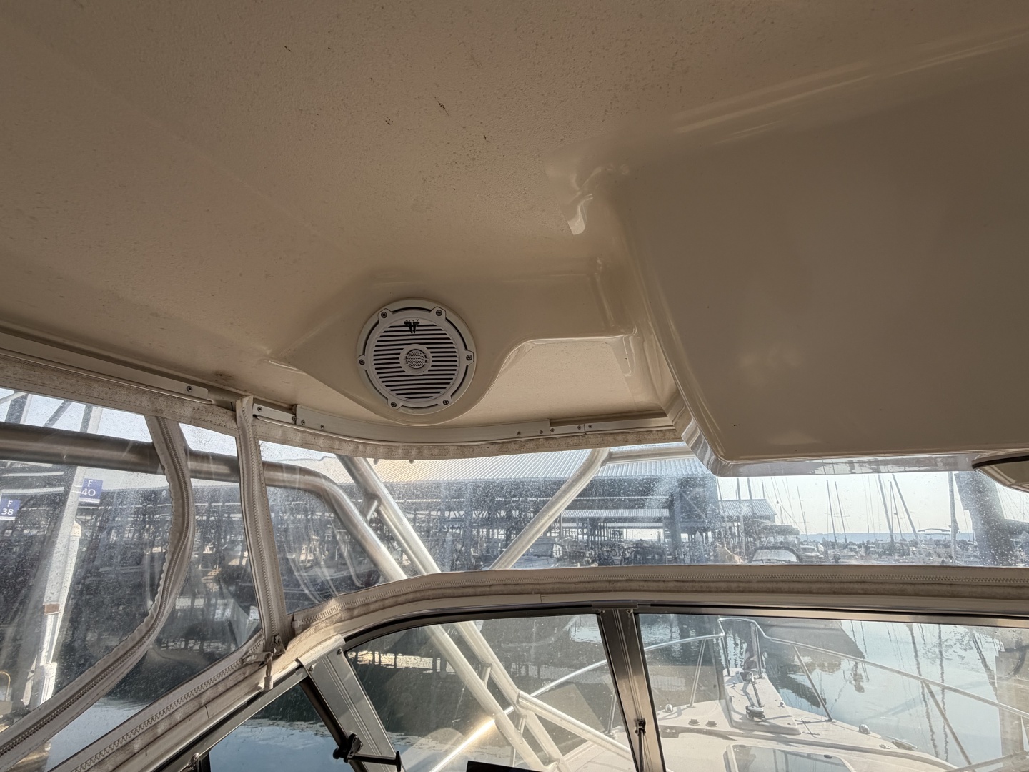 2007 Grady-White Express 305
