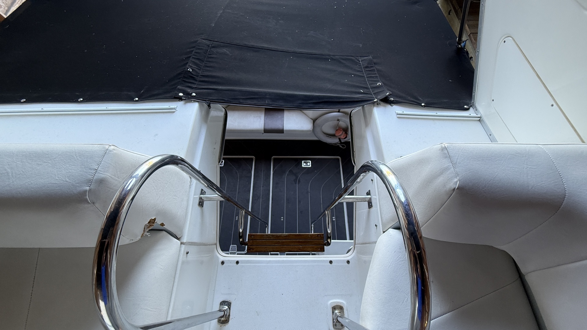 36ft Bayliner Yacht For Sale