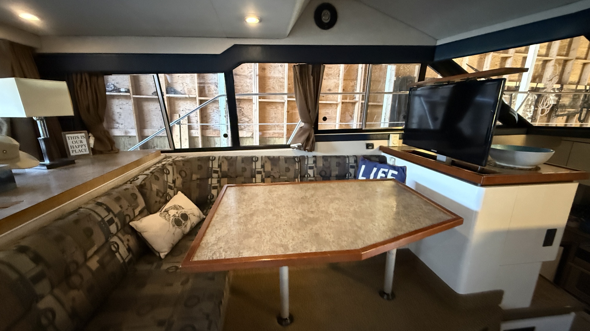 1992 Bayliner 3688 Motoryacht