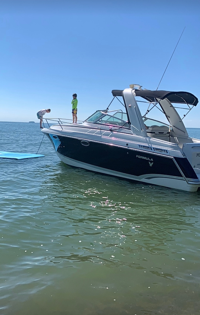 27ft Formula Yacht For Sale