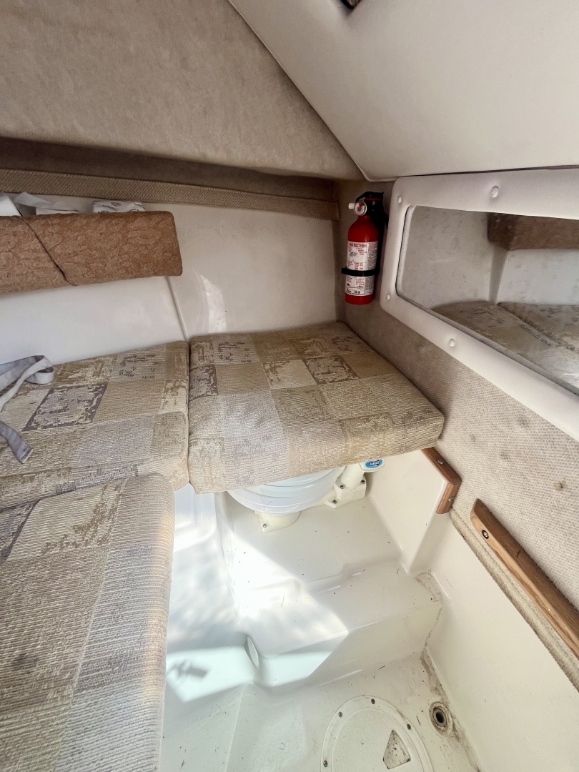 2007 Seaswirl Striper 2301