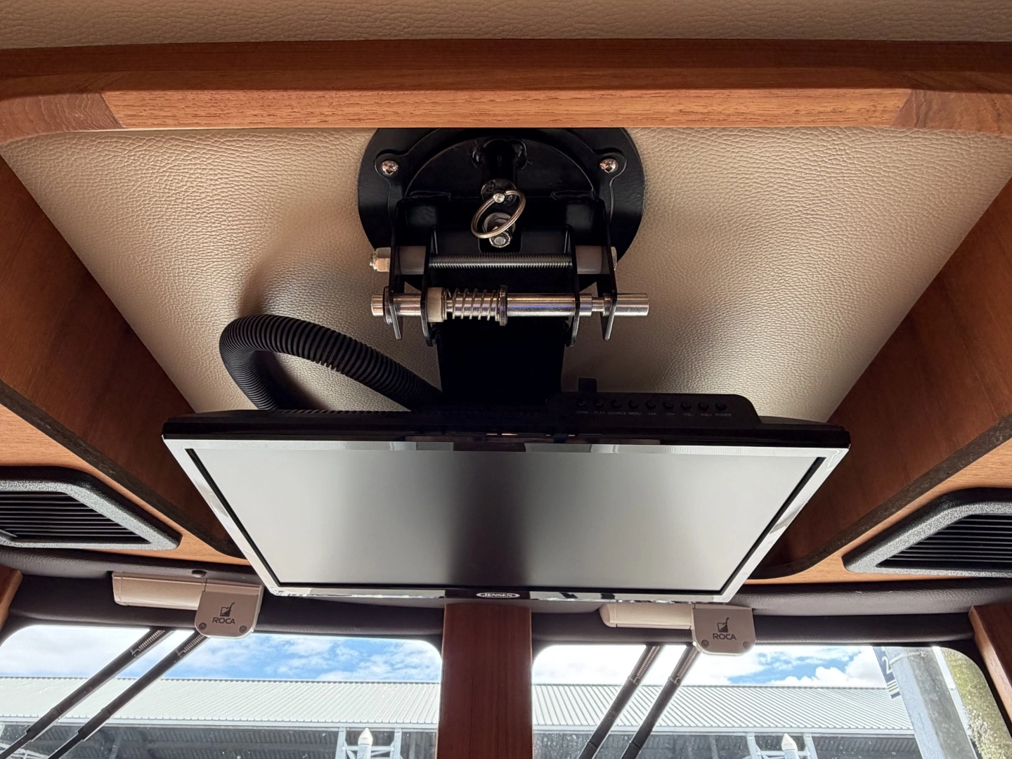 Ranger Tugs R-31 CB Yacht For Sale