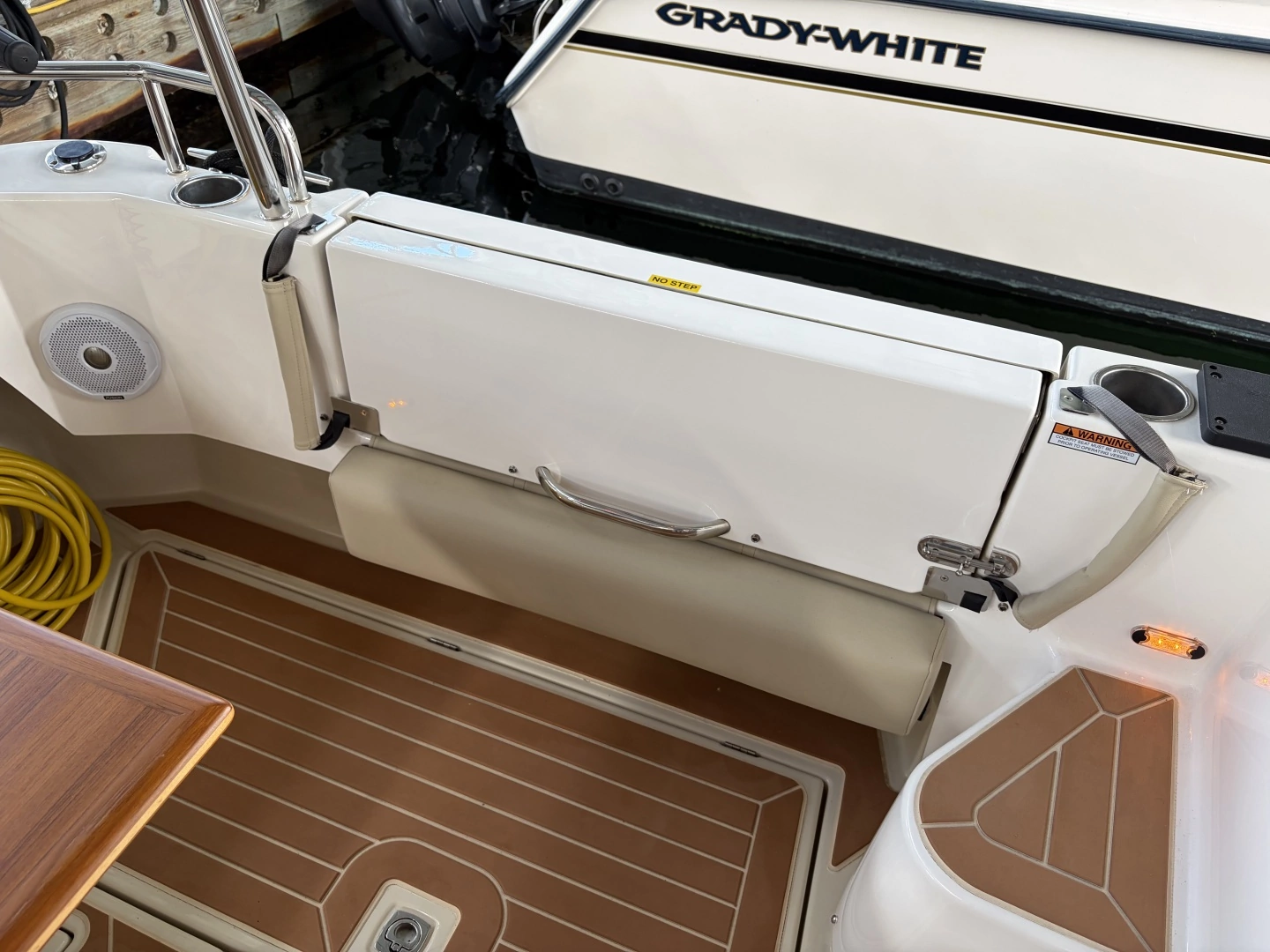 Ranger Tugs R-31 CB Yacht For Sale