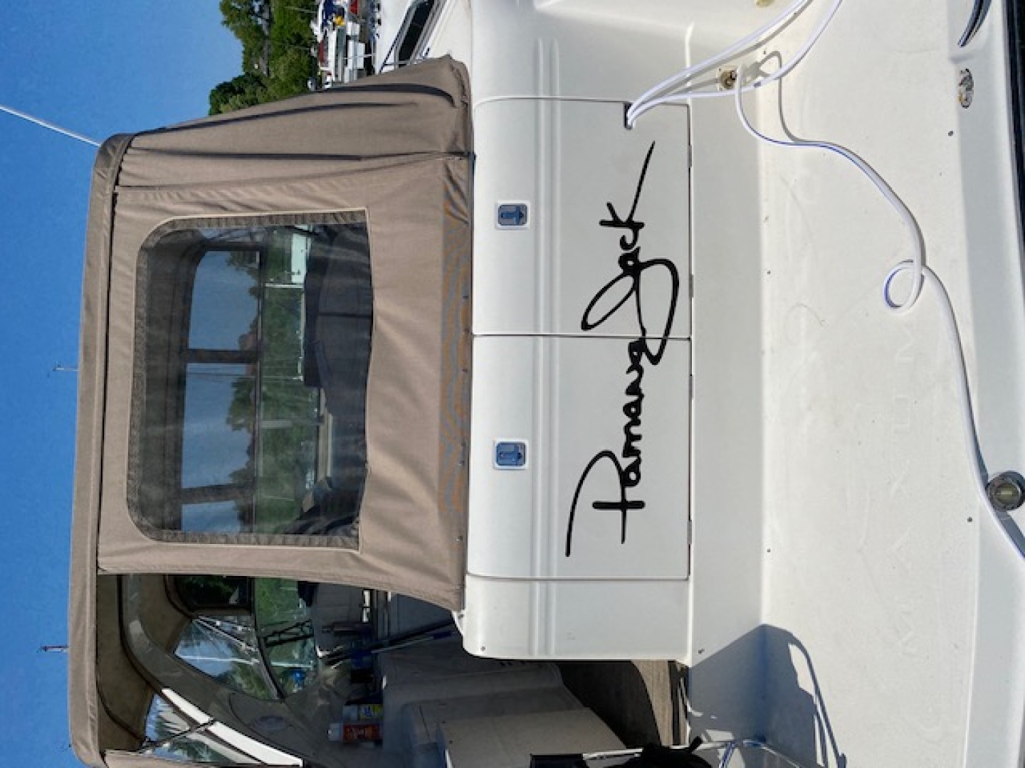 1999 Maxum 3700 SCR