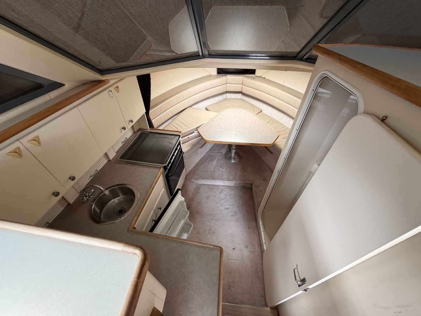 32ft Carver Yacht For Sale