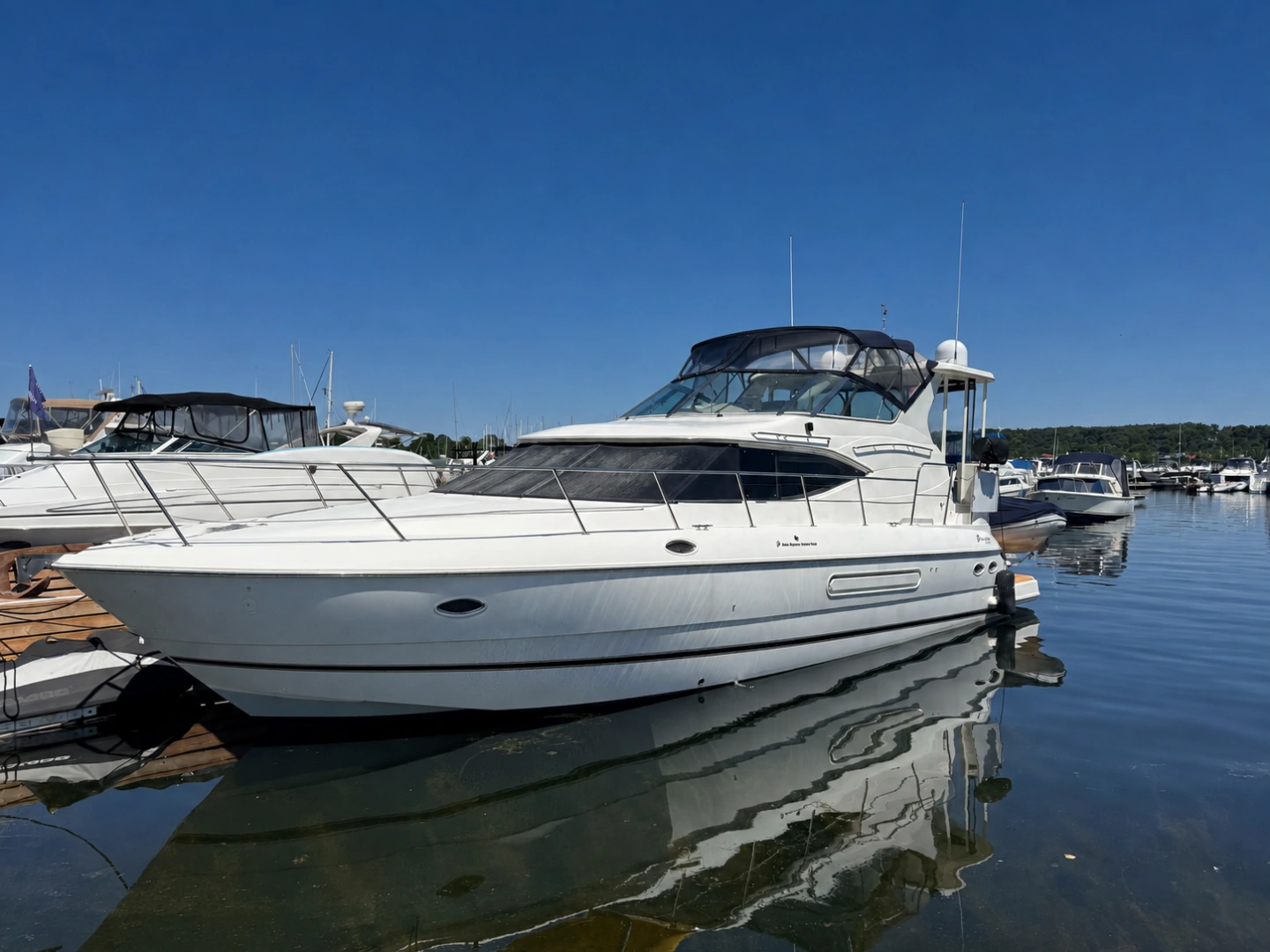 2002 Cruisers Yachts 4450 Express Motor Yacht, photo 1 of 30