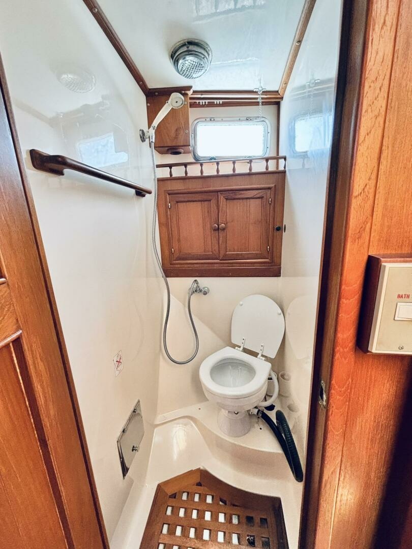 40ft Bestway Yacht For Sale