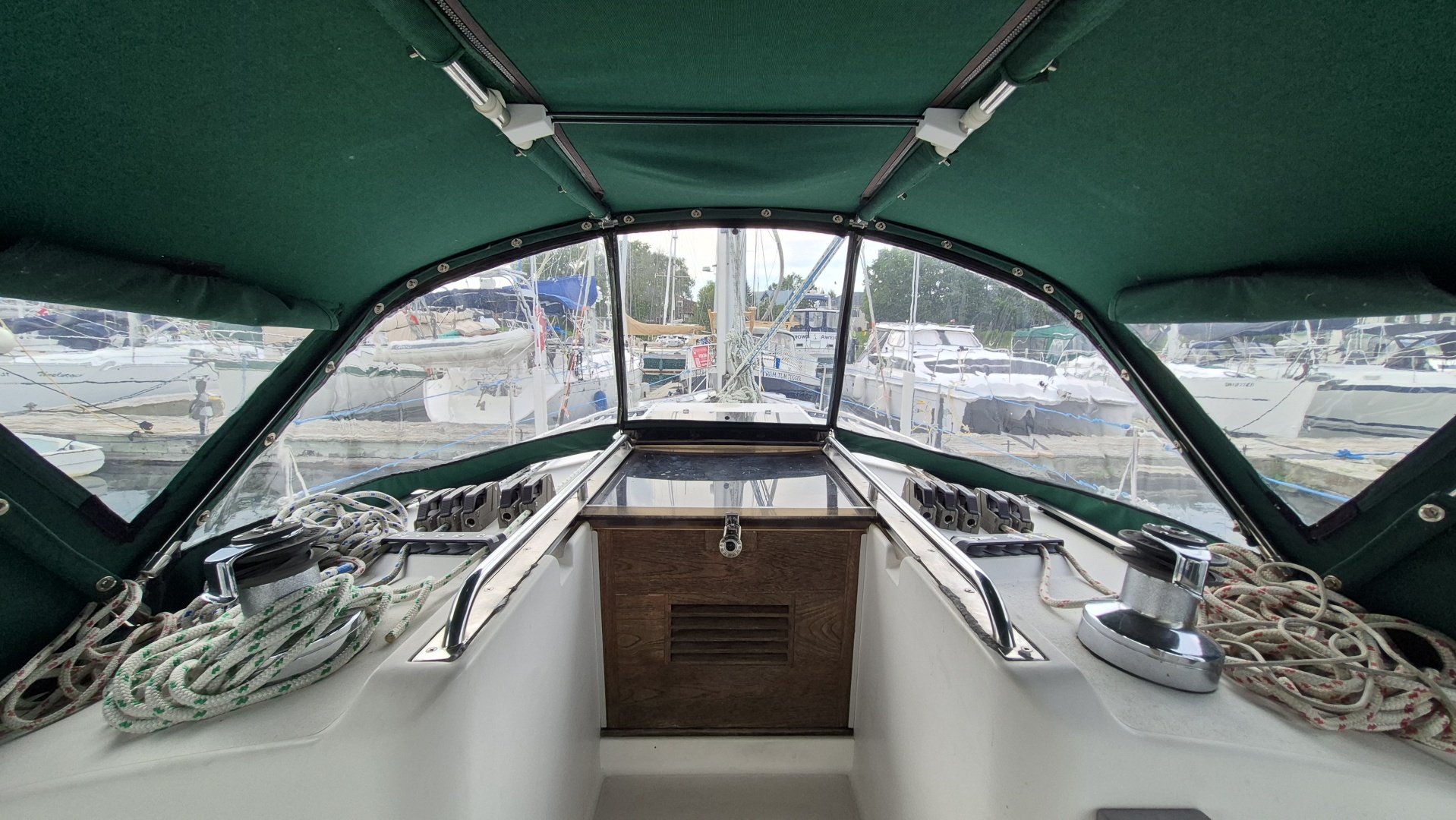 1988 Canadian Sailcraft CS 36 MERLIN