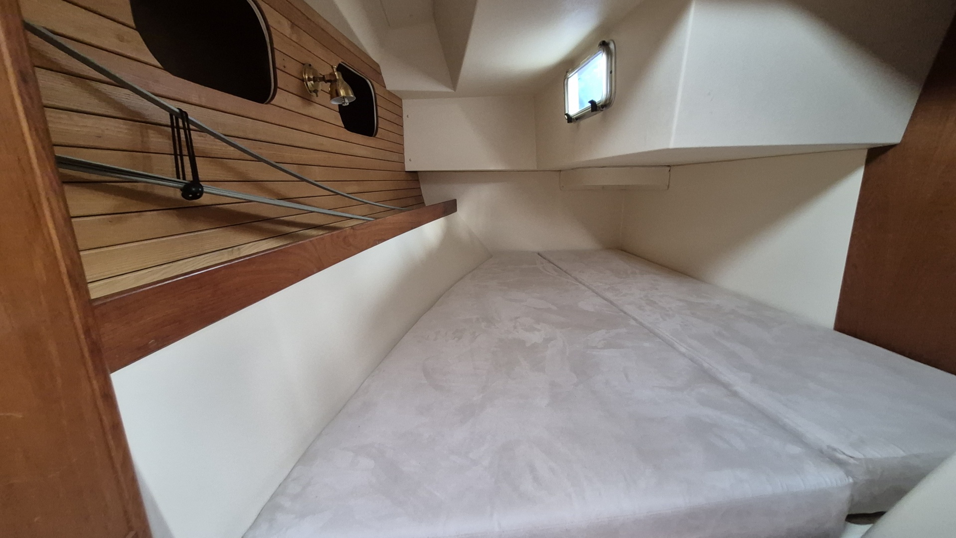 1988 Canadian Sailcraft CS 36 MERLIN