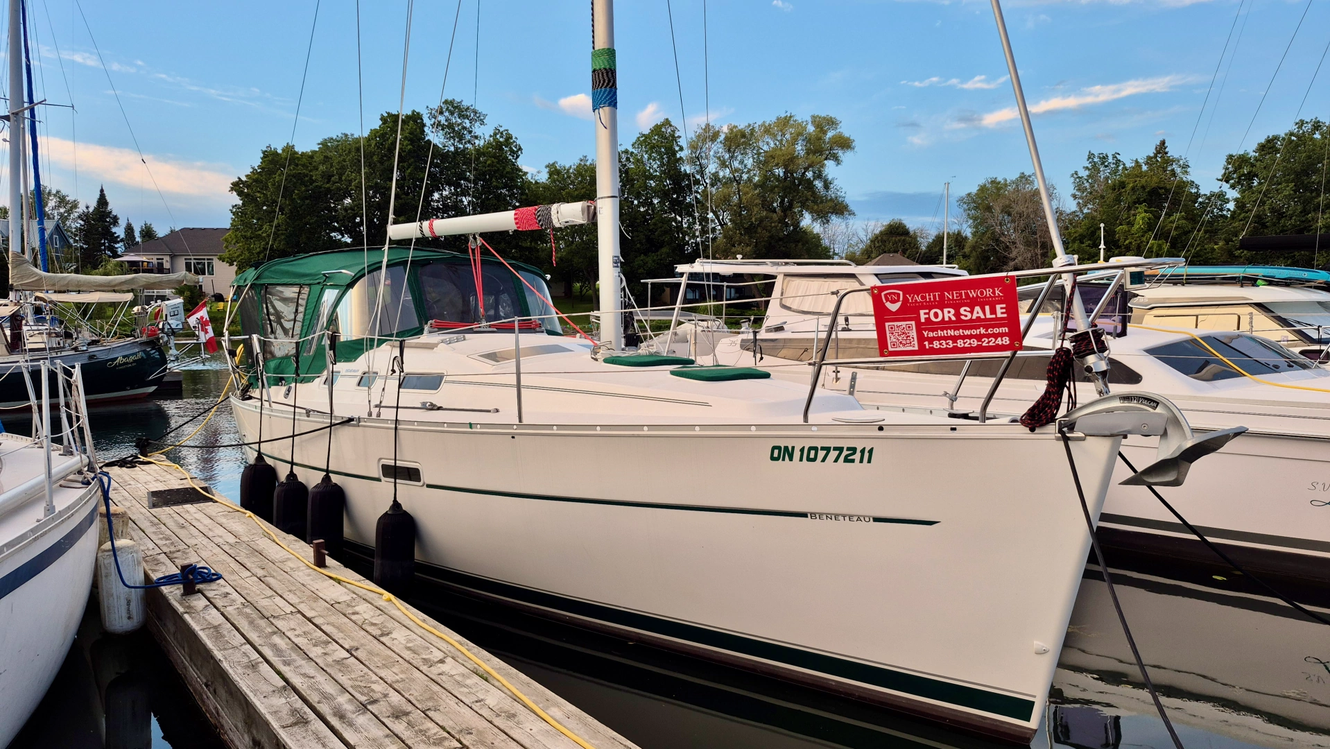 2005 Beneteau 323, photo 1 of 30