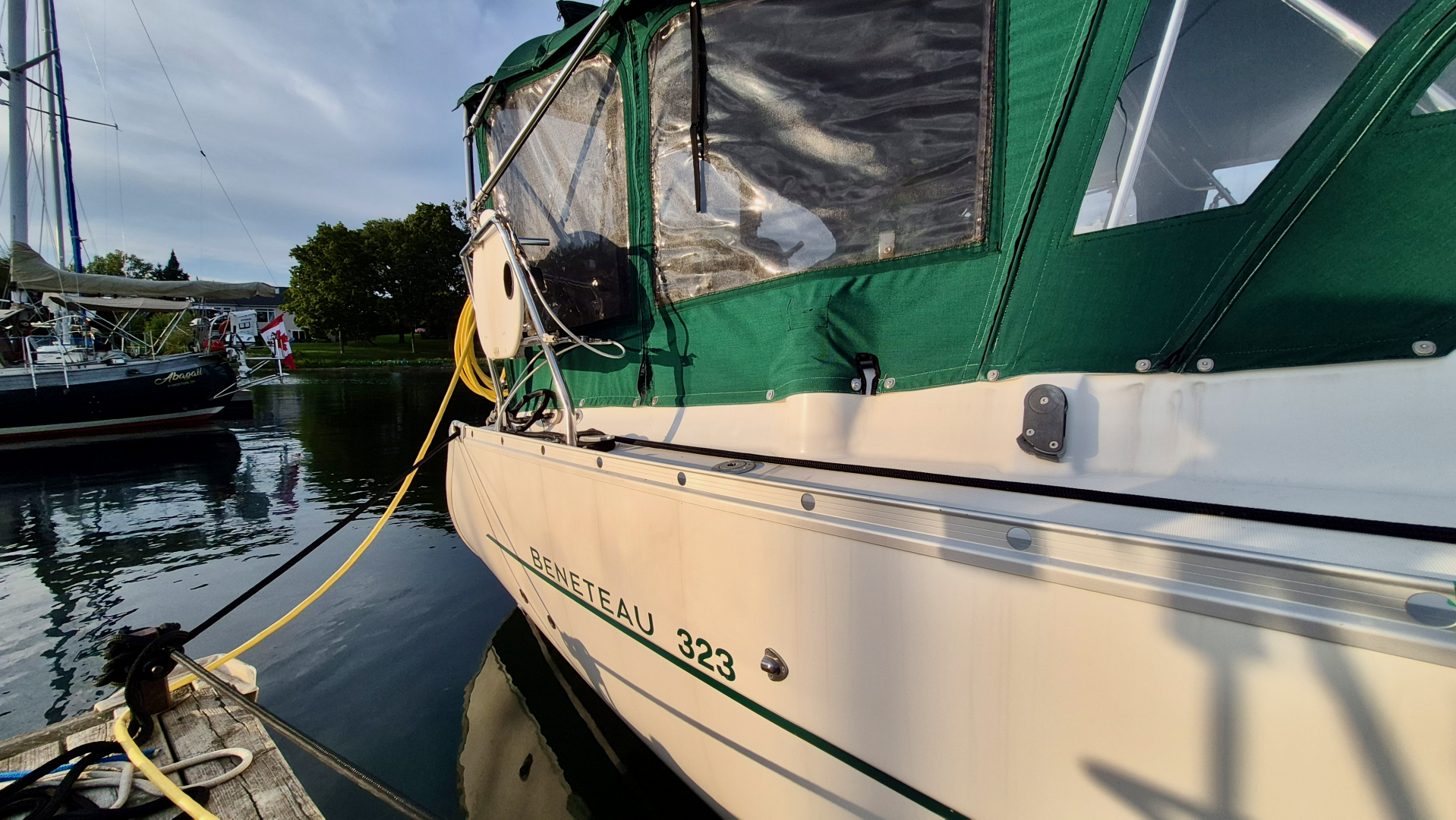 2005 Beneteau  323