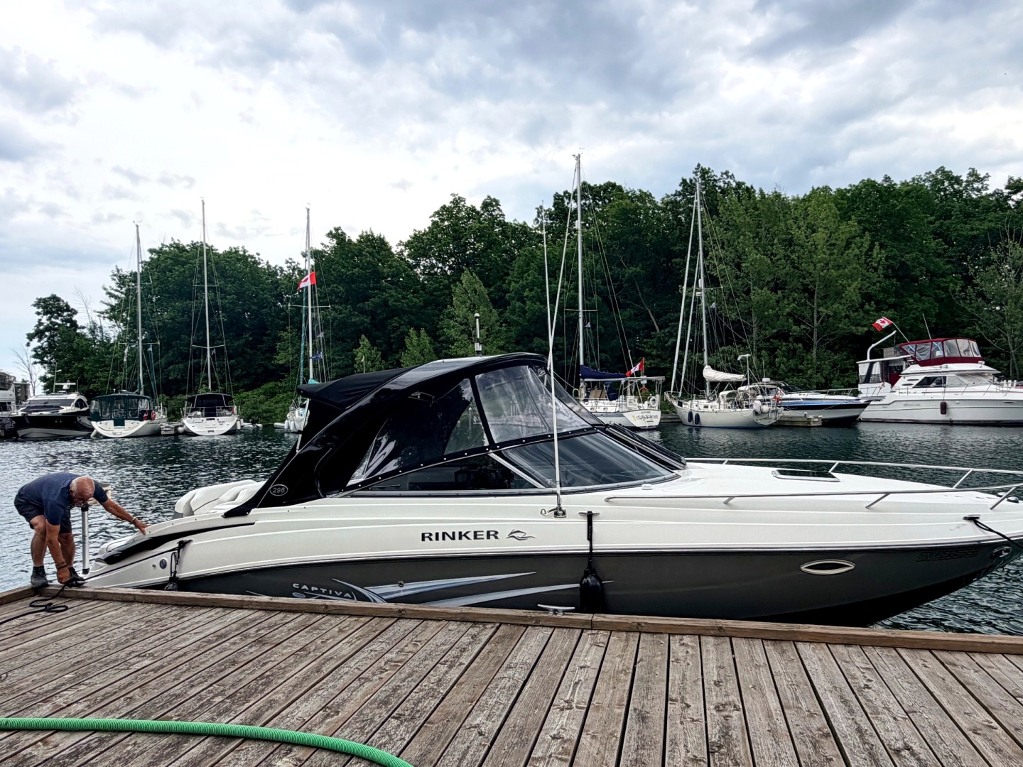 29ft Rinker Yacht For Sale