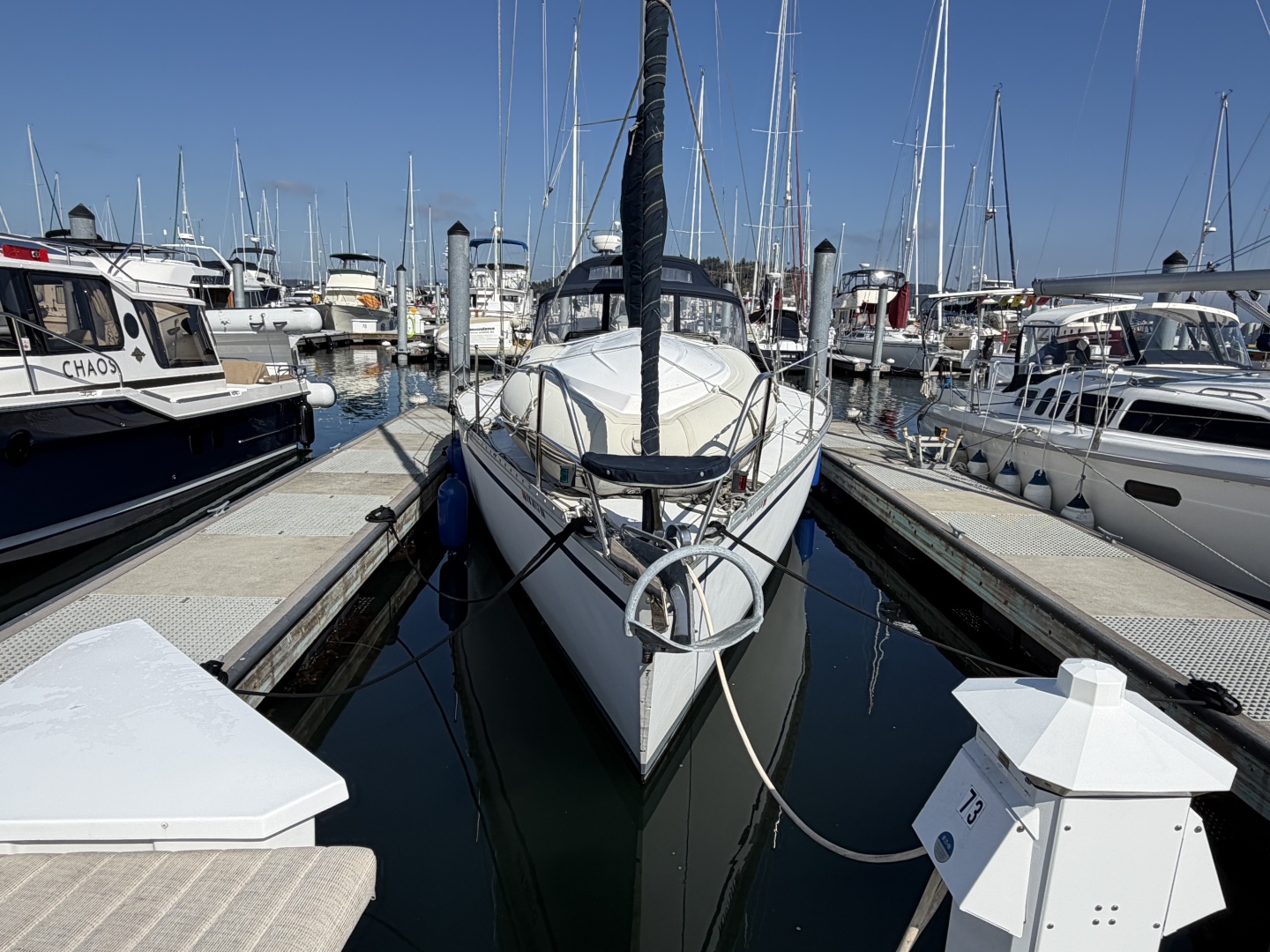 1990 Hunter Legend 37.5 — photograph 2