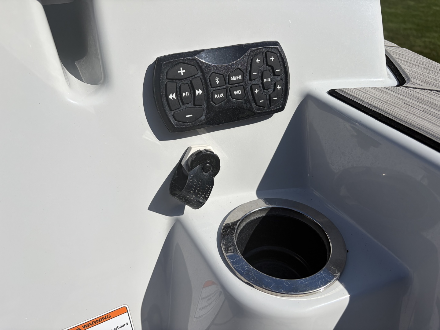 2023 Yamaha Boats 222xe