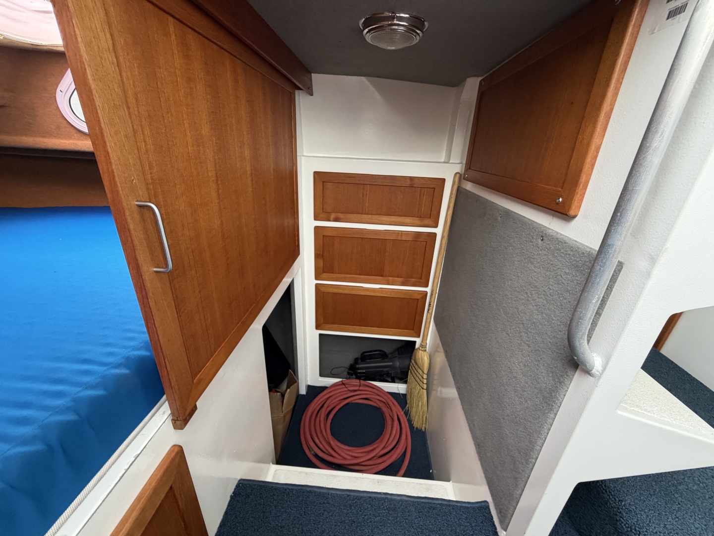 33ft Custom Yacht For Sale