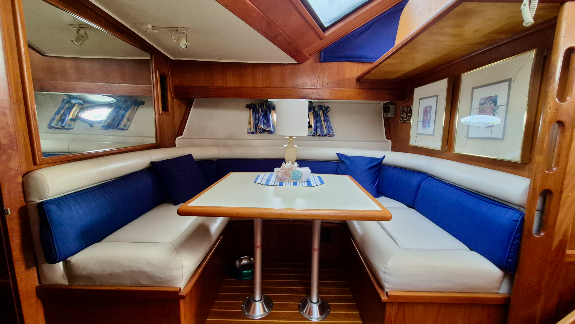 48ft Carver Yacht For Sale