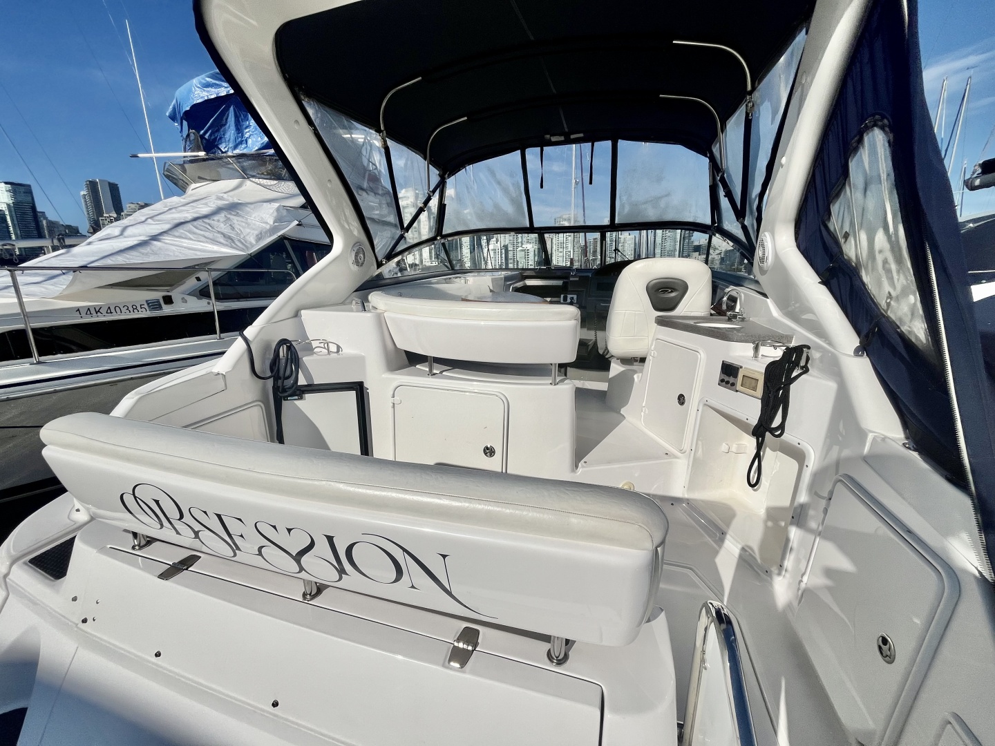30ft Regal Yacht For Sale