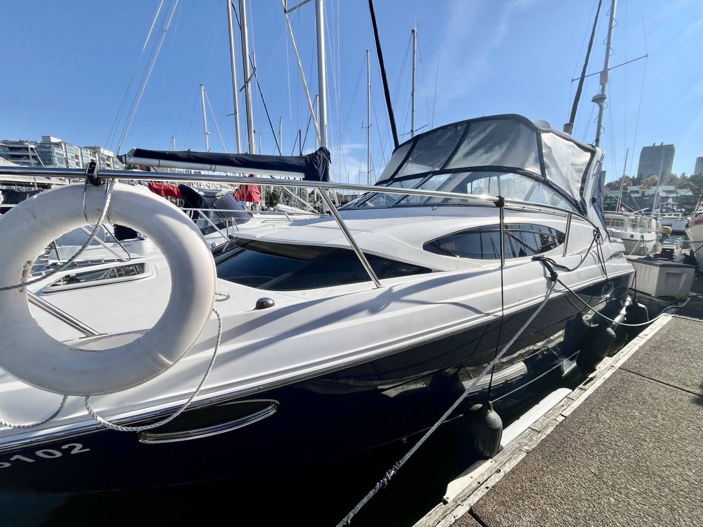 30ft Regal Yacht For Sale