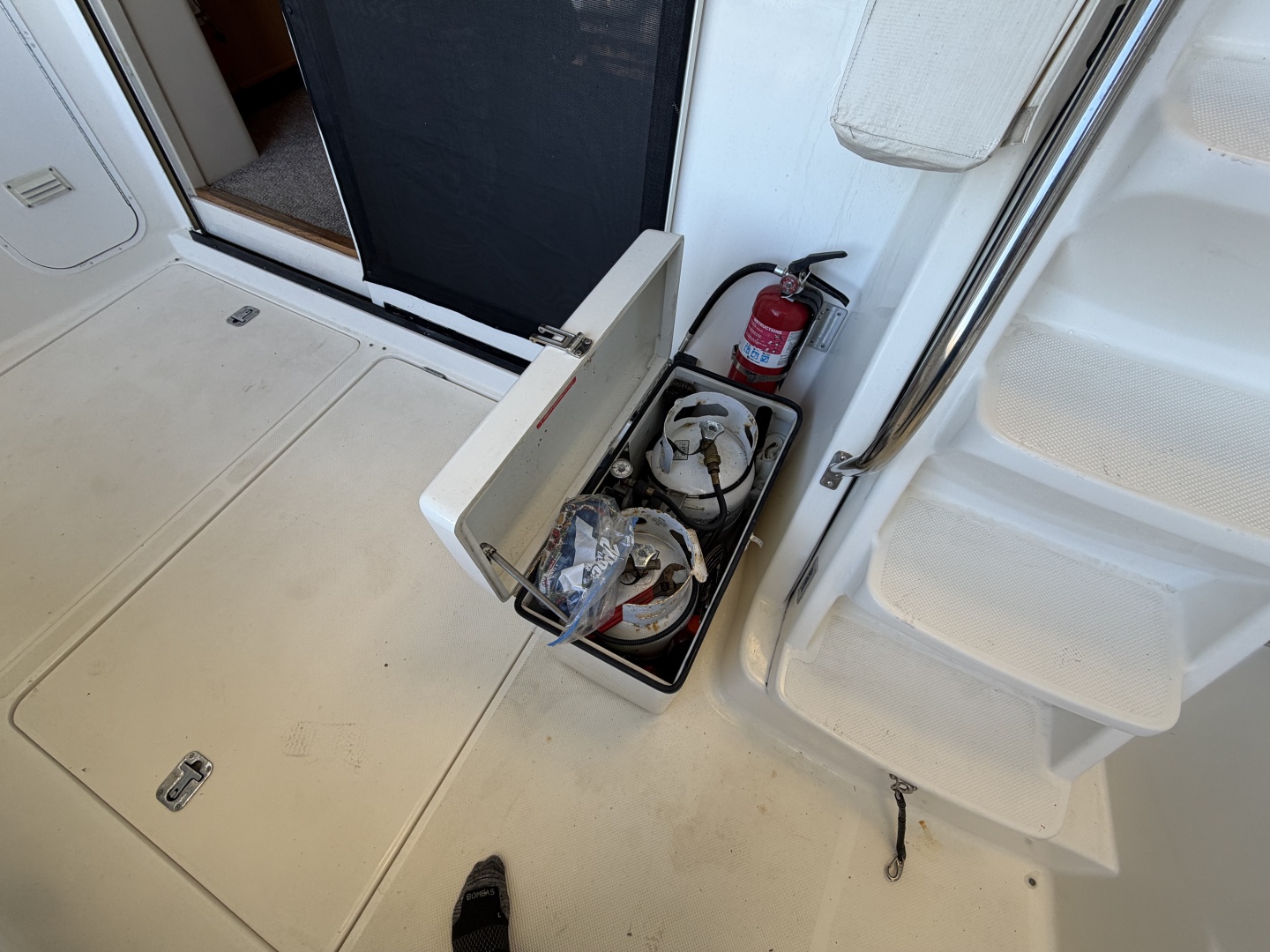 52ft Bayliner Yacht For Sale