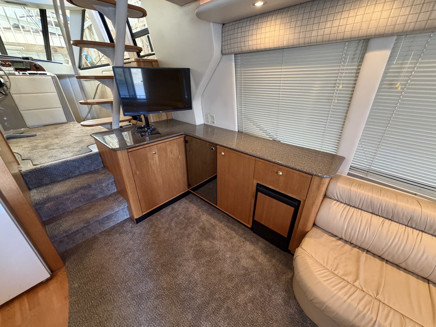 52ft Bayliner Yacht For Sale