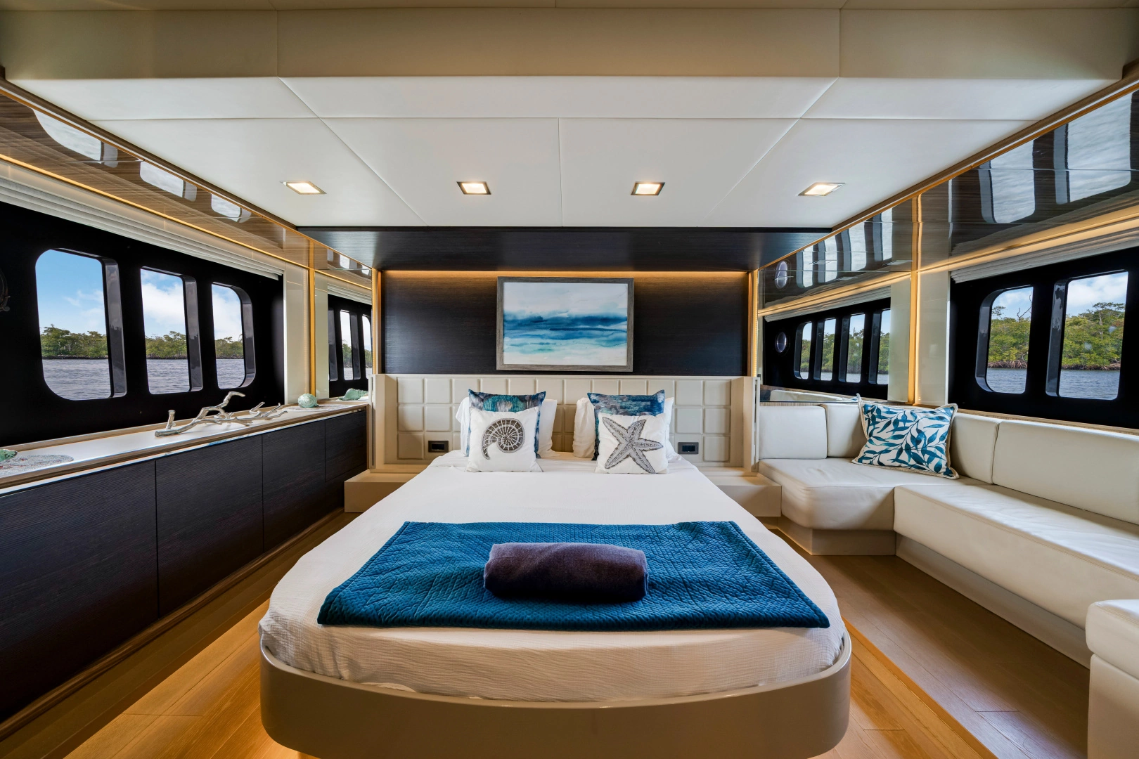 Absolute 60 Fly Yacht For Sale